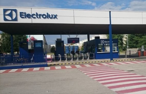 Electrolux annuncia 1.700 licenziamenti in Italia