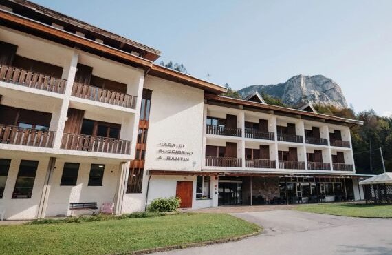 Contratto Sanità privata al posto di Uneba: accordo per i dipendenti della casa di riposo di Zoldo