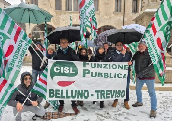 Firmato il nuovo CCNL Funzioni Locali 2022-2024: aumenti salariali, arretrati e welfare per i dipendenti pubblici di Comuni, Province e Ipab