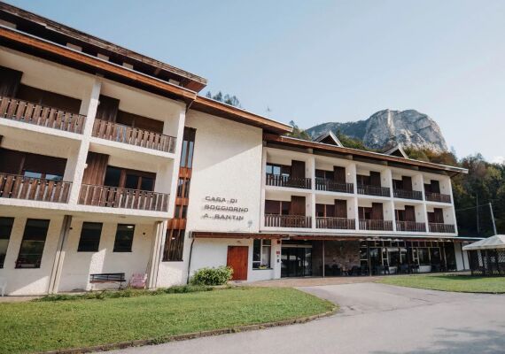 Contratto Sanità privata al posto di Uneba: accordo per i dipendenti della casa di riposo di Zoldo